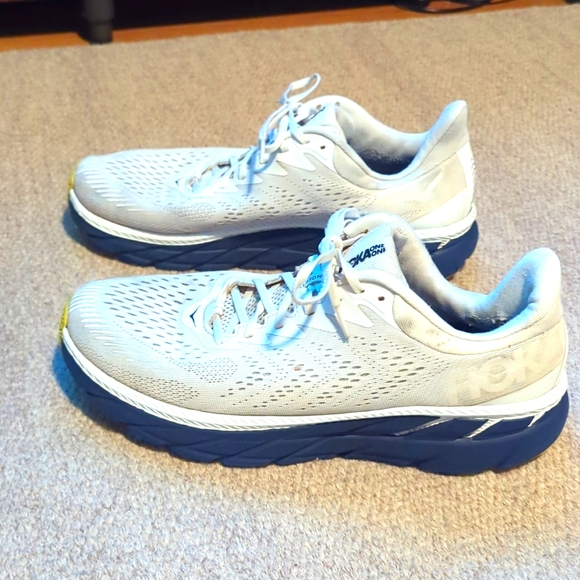 Mens Hoka one one Clifton 7 running shoes - Picture 1 of 9